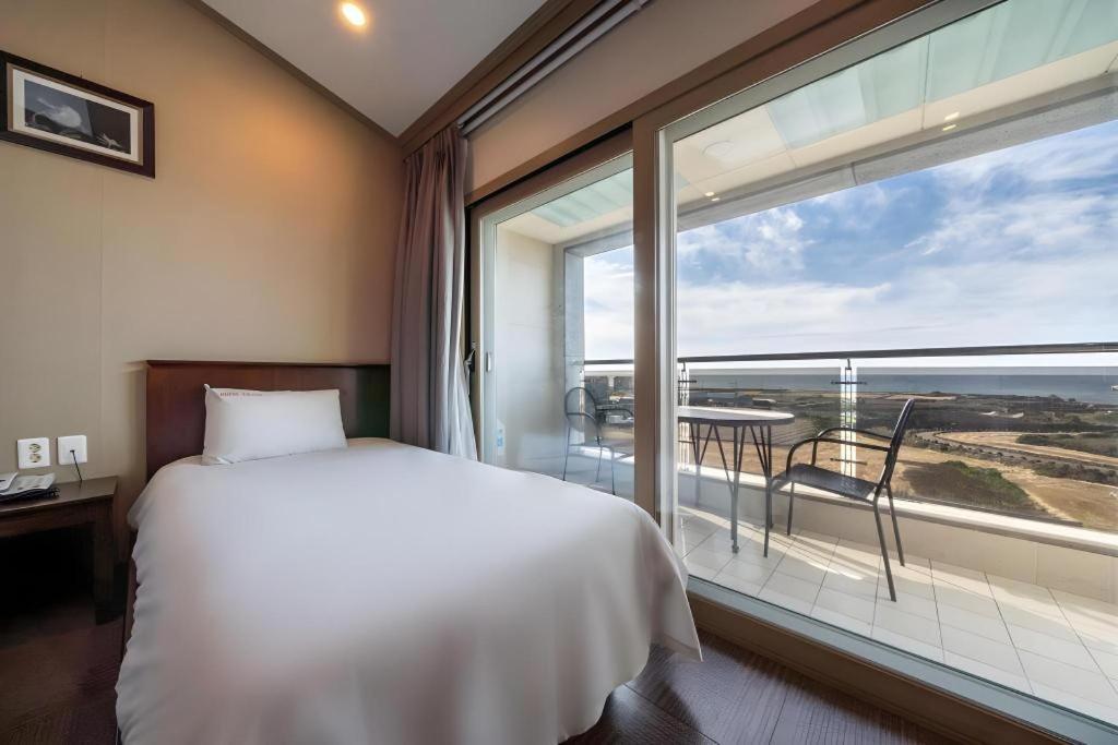 Sea View Hotel Jeju Exterior photo