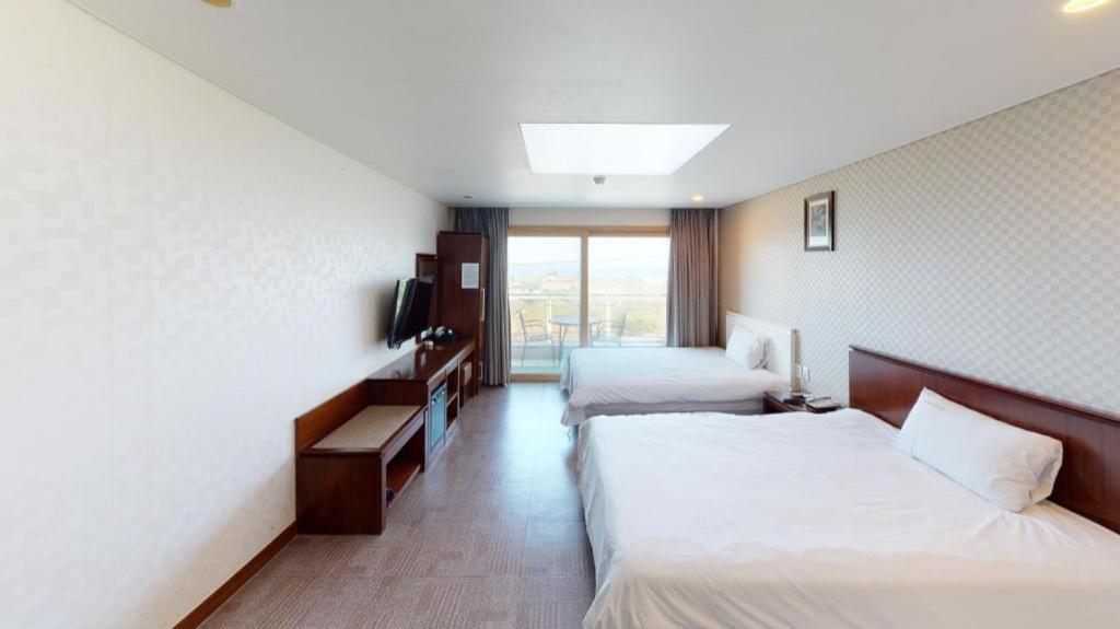 Sea View Hotel Jeju Exterior photo